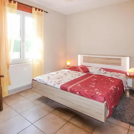 度假居 3 Bedroom Beautiful In *